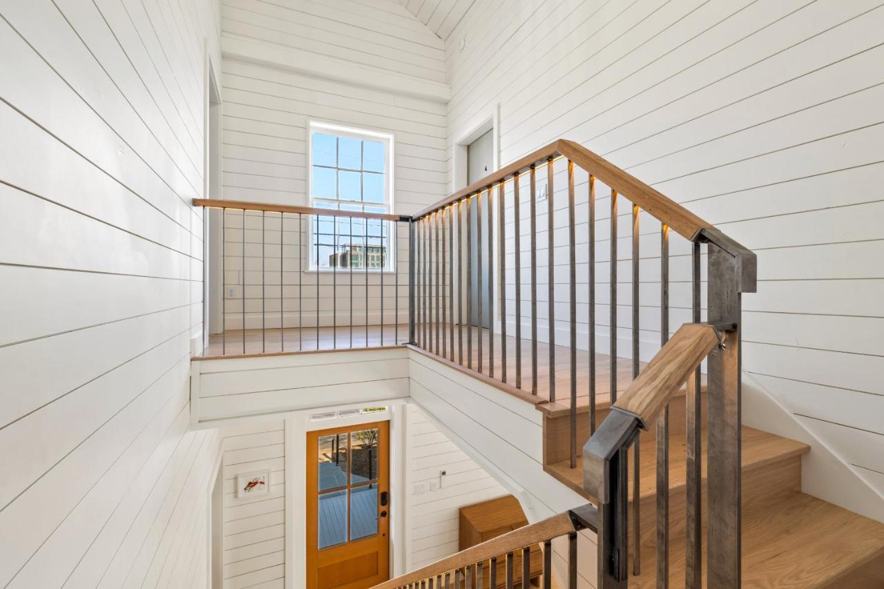 Boutique Room Steps From Downtown Mall Rose Jean - Room 4 Charlottesville Exterior photo
