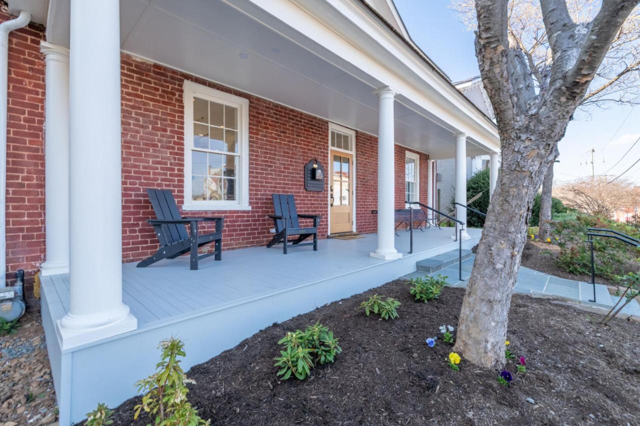 Boutique Room Steps From Downtown Mall Rose Jean - Room 4 Charlottesville Exterior photo