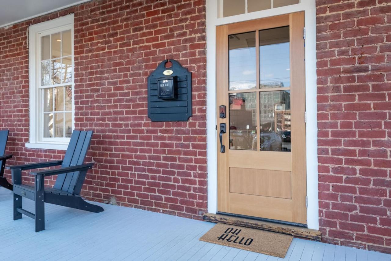 Boutique Room Steps From Downtown Mall Rose Jean - Room 4 Charlottesville Exterior photo